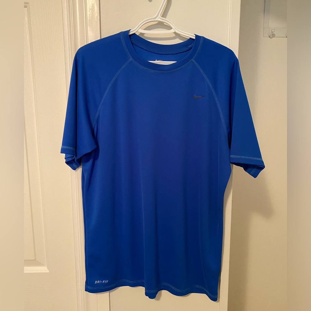 Men’s Nike dri-fit cobalt blue t-shirt golf shirt size large